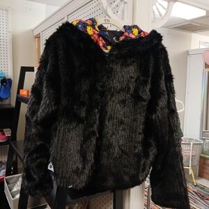 Foofi & Bella Black Faux Fur Jacket with Floral Lining Sz Large NWT